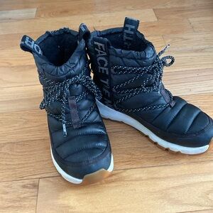 Northface boots